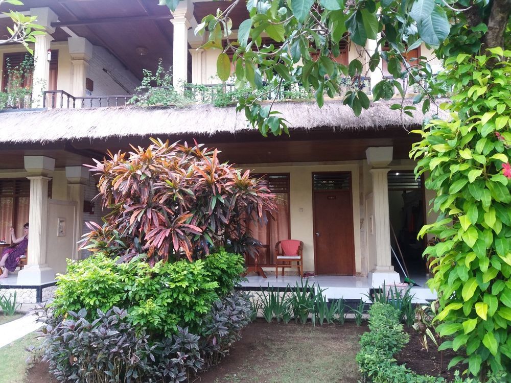 The Sari Beach Legian Zewnętrze zdjęcie
