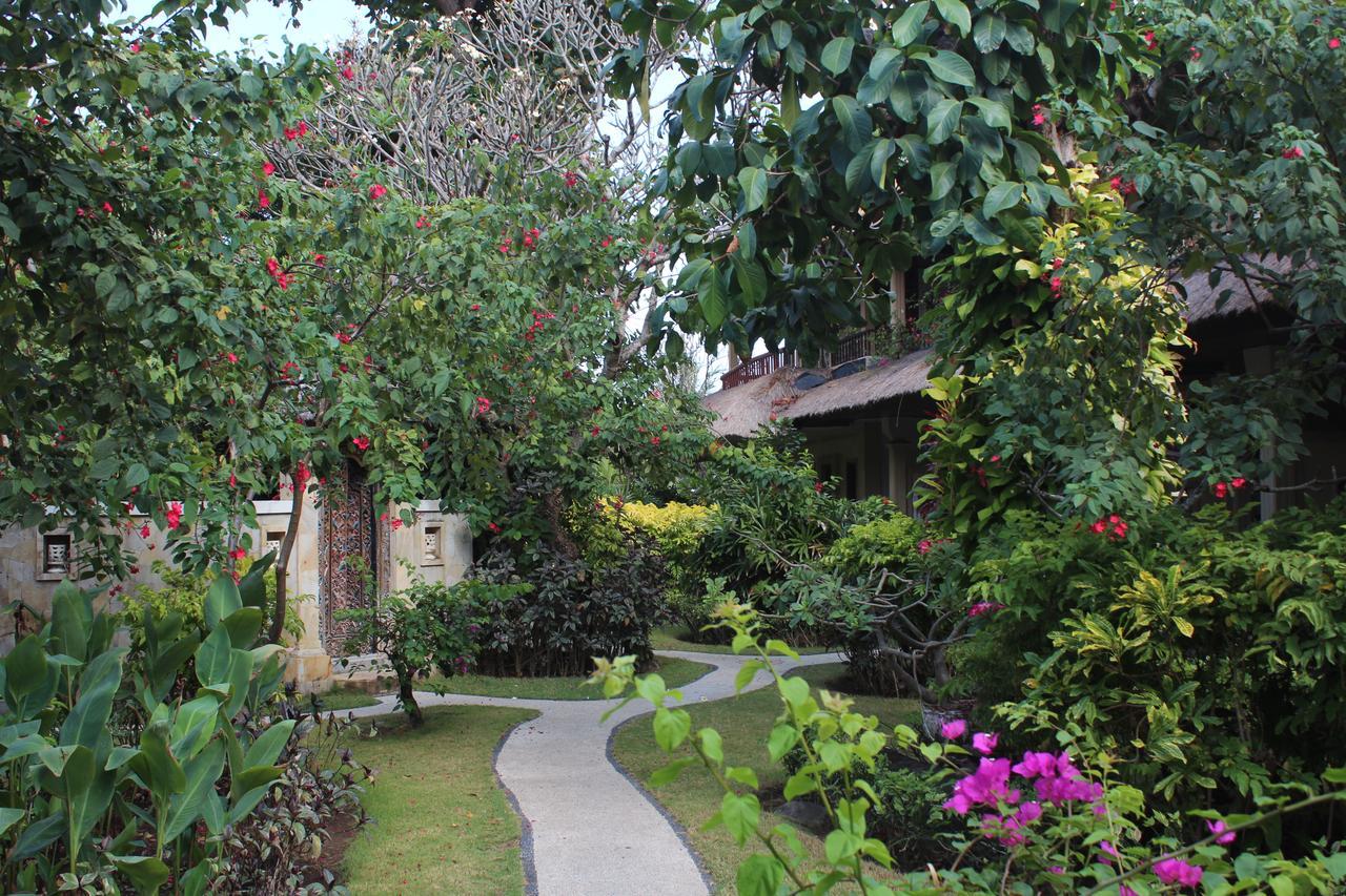 The Sari Beach Legian Zewnętrze zdjęcie