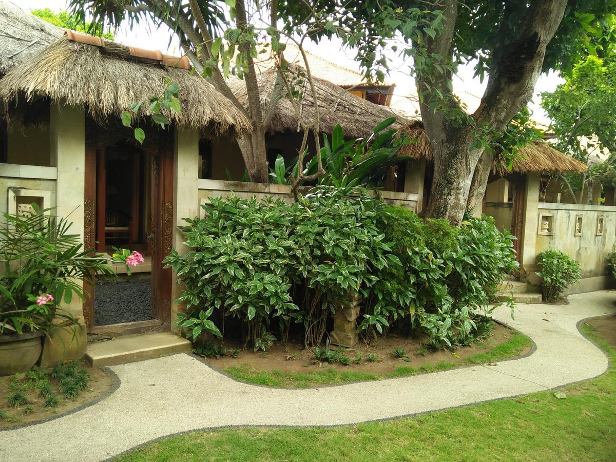 The Sari Beach Legian Zewnętrze zdjęcie