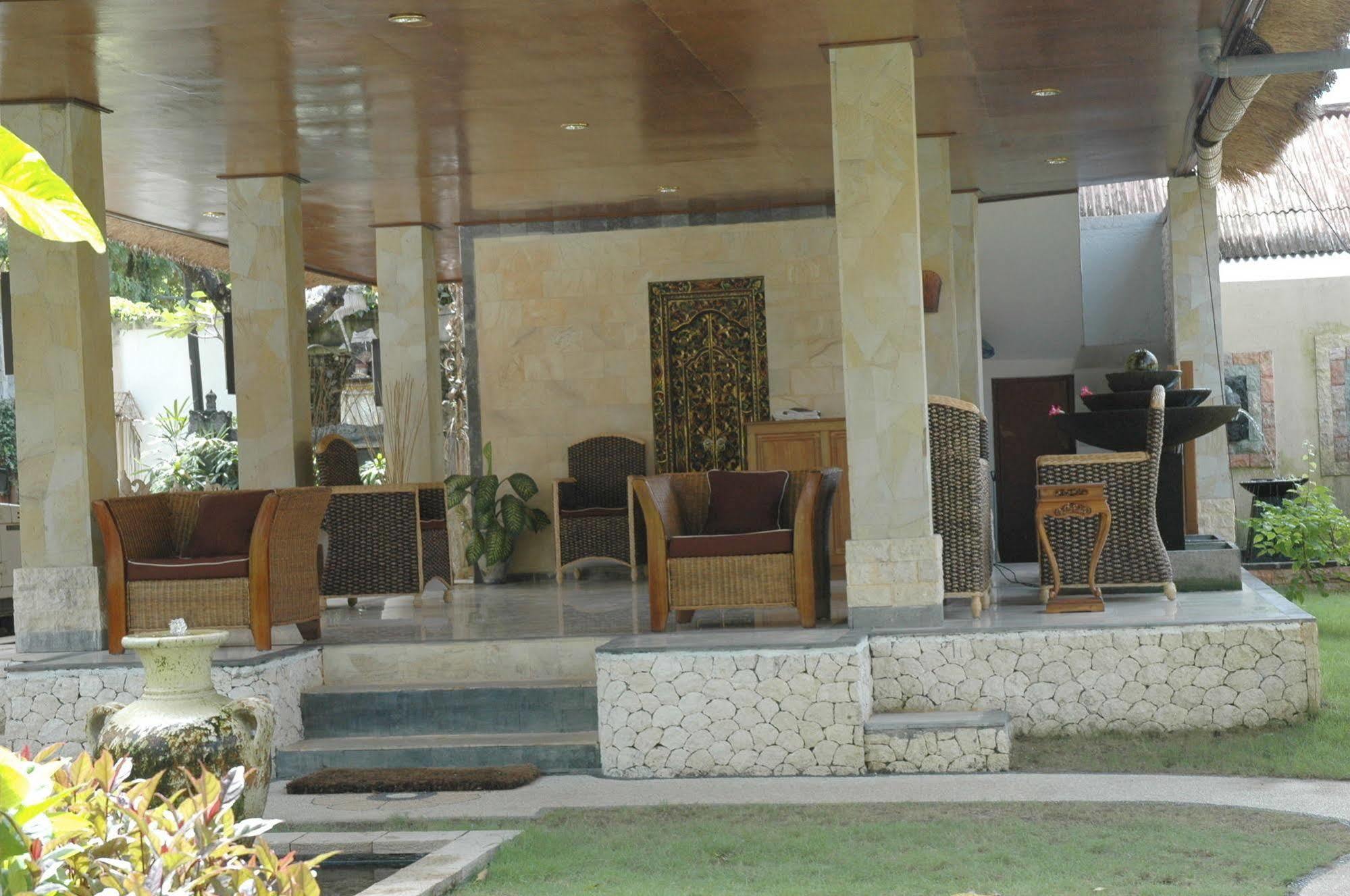 The Sari Beach Legian Zewnętrze zdjęcie