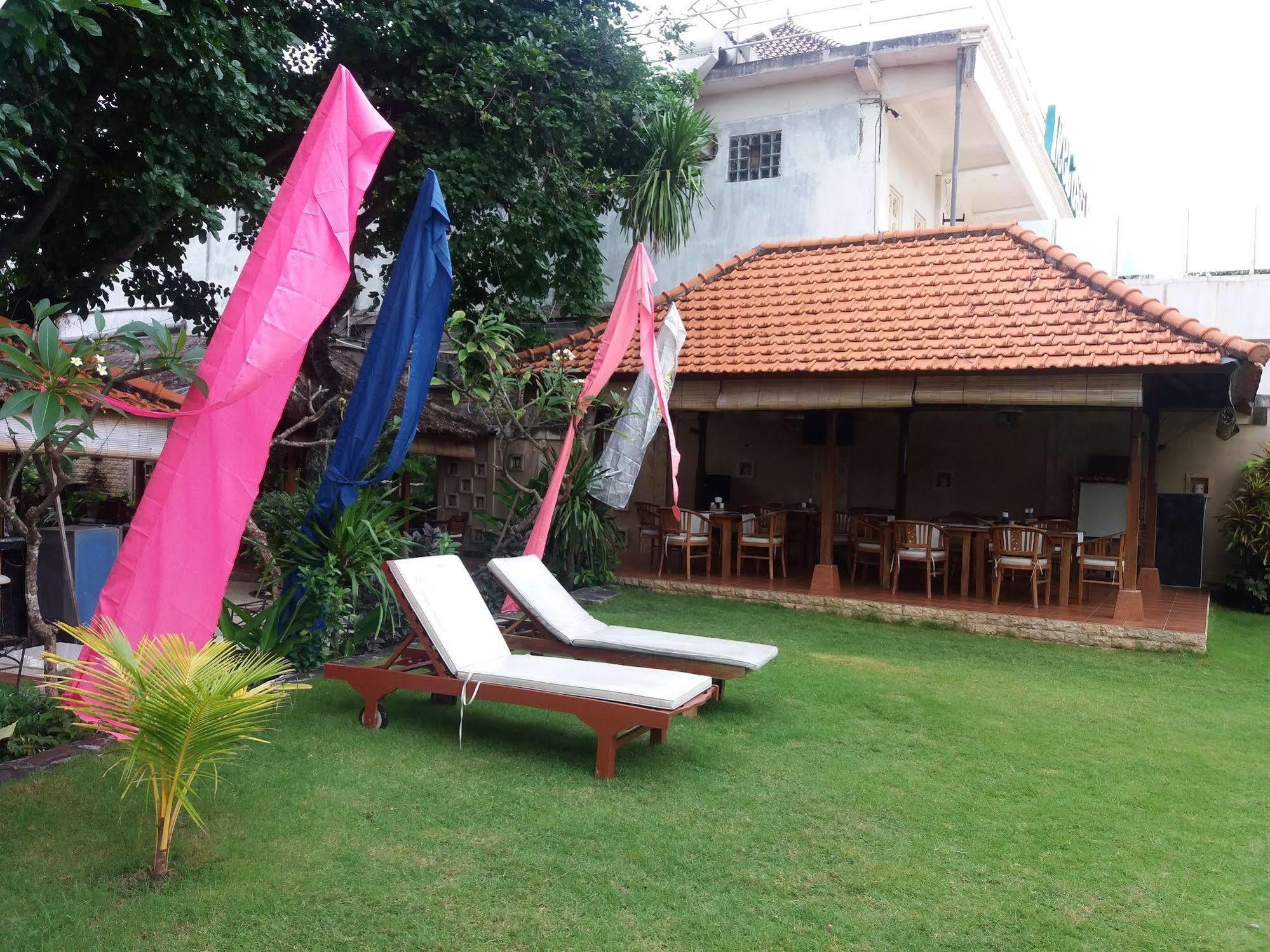 The Sari Beach Legian Zewnętrze zdjęcie