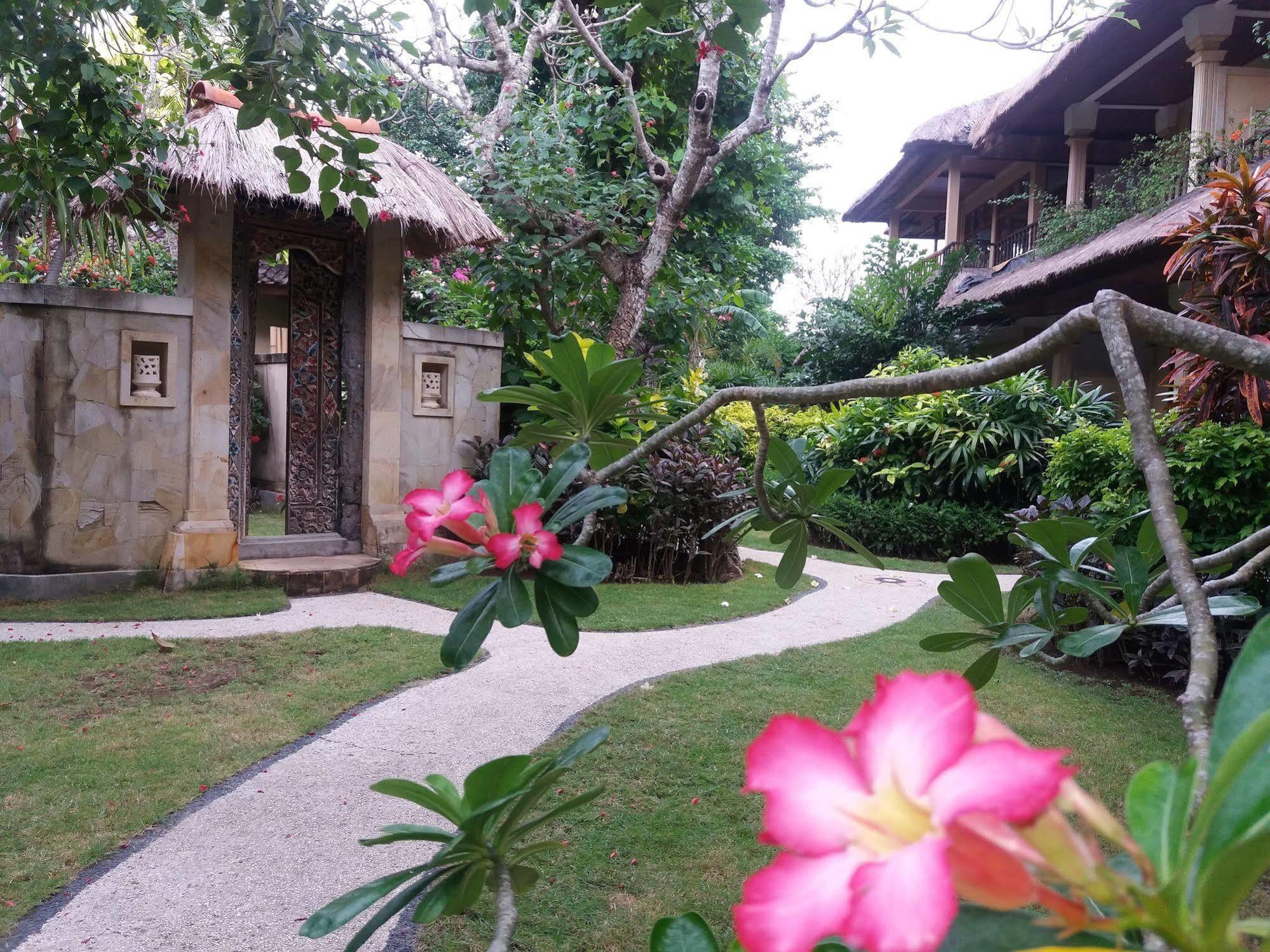 The Sari Beach Legian Zewnętrze zdjęcie