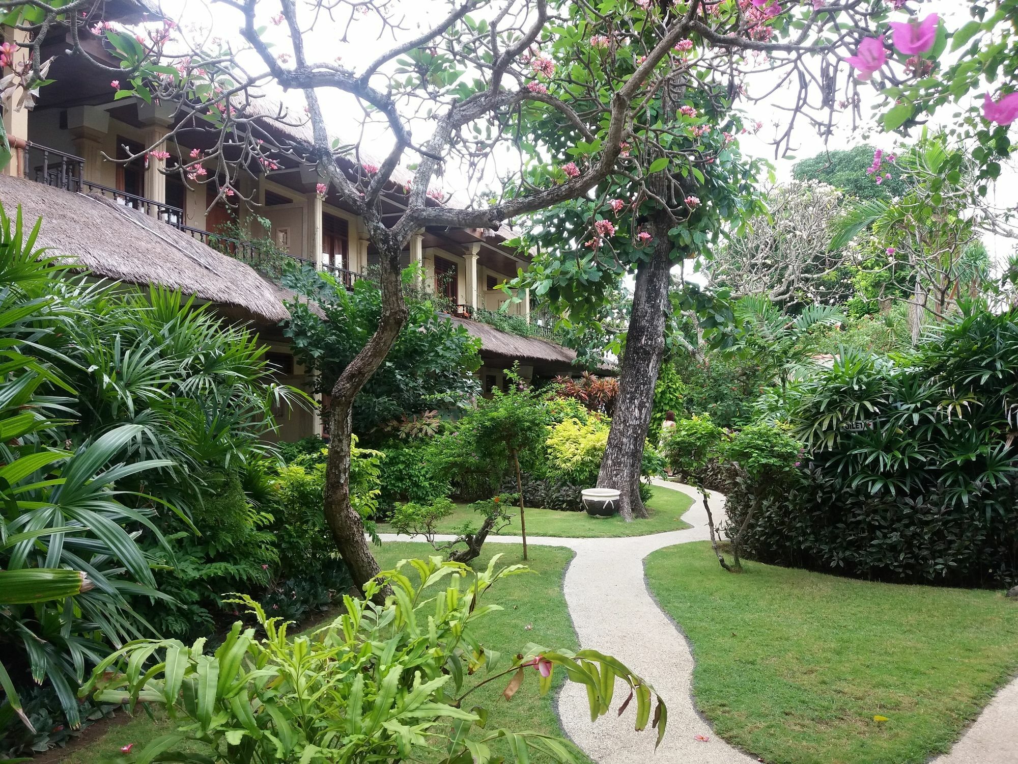 The Sari Beach Legian Zewnętrze zdjęcie